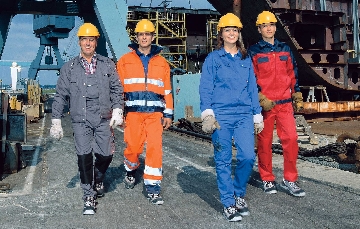 Arbeitskleidung mit Firmenlogo bei Kolzen Arbeitsschutz- und Textilvertrieb aus Hamburg